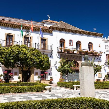 Appartamento Penthouse On The Golden Mile Marbella Esterno foto