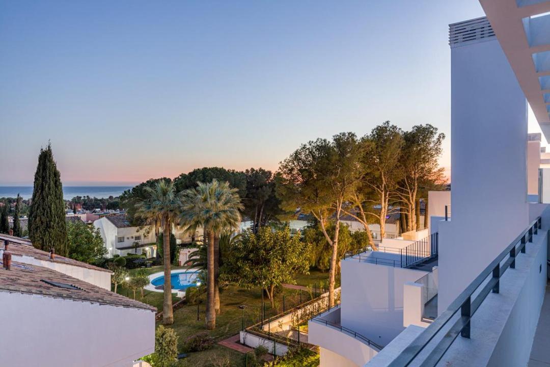 Appartamento Penthouse On The Golden Mile Marbella Esterno foto