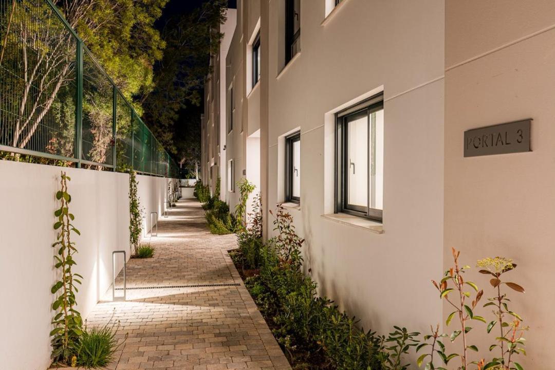 Appartamento Penthouse On The Golden Mile Marbella Esterno foto