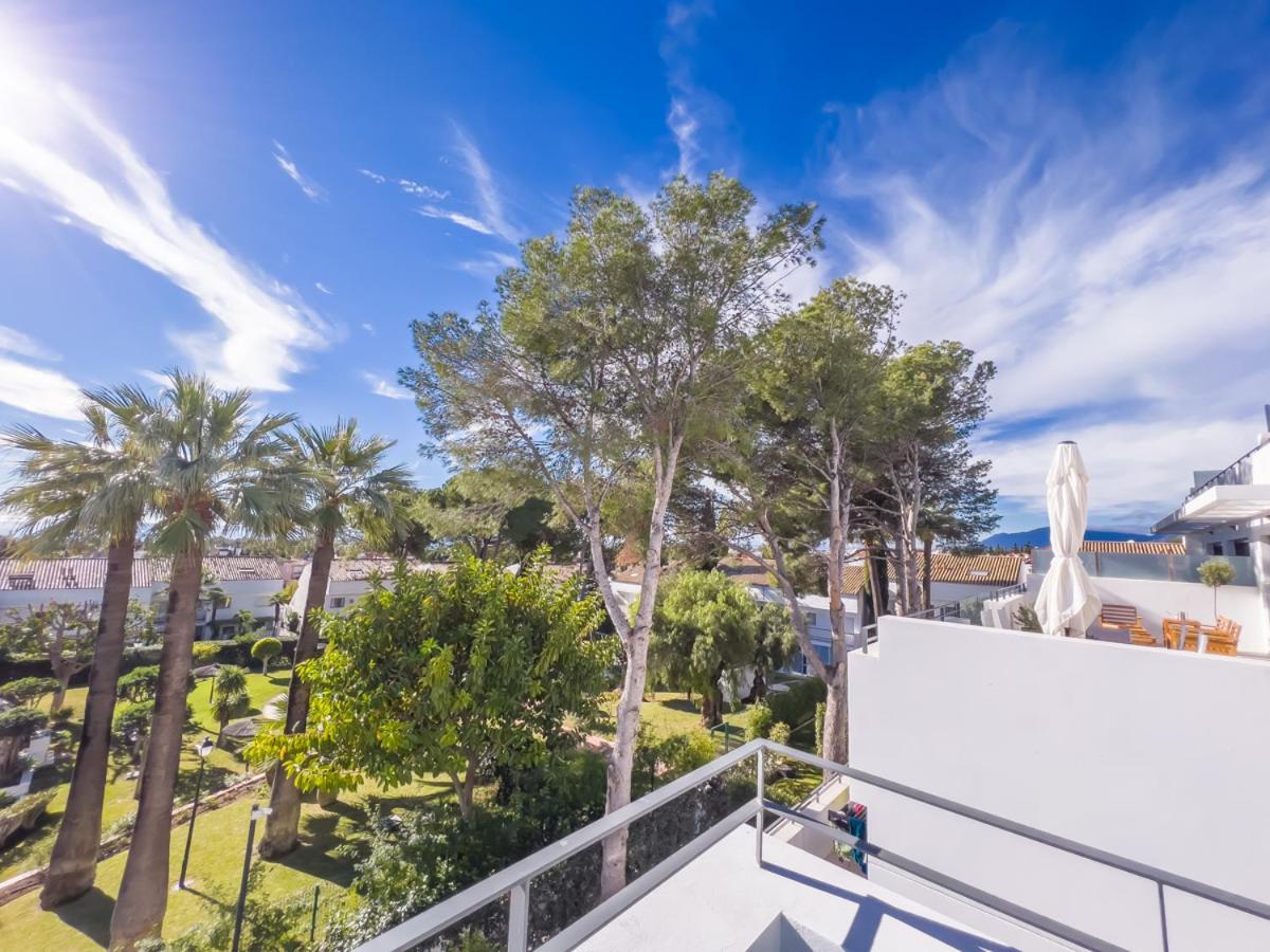 Appartamento Penthouse On The Golden Mile Marbella Esterno foto