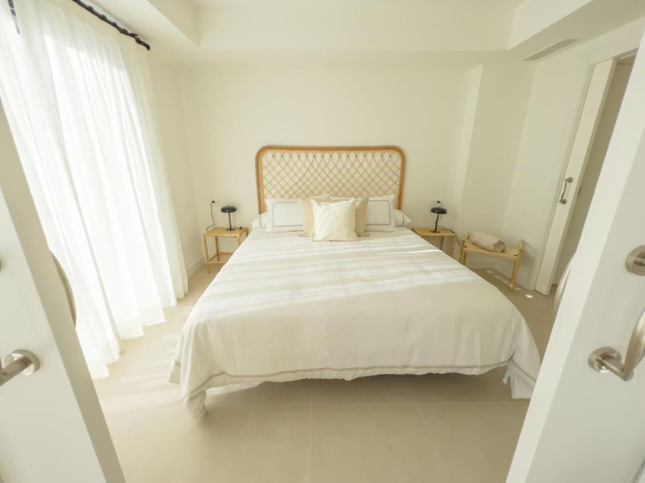 Appartamento Penthouse On The Golden Mile Marbella Esterno foto
