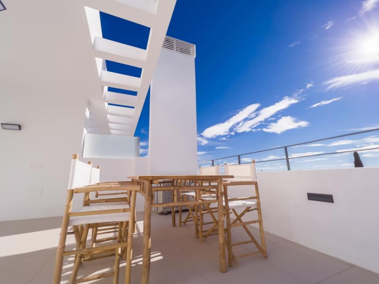 Appartamento Penthouse On The Golden Mile Marbella Esterno foto