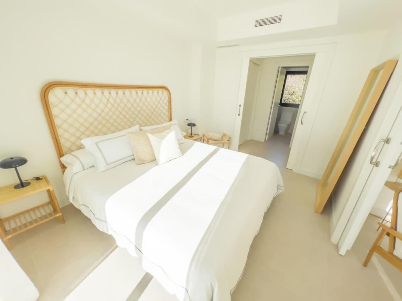 Appartamento Penthouse On The Golden Mile Marbella Esterno foto